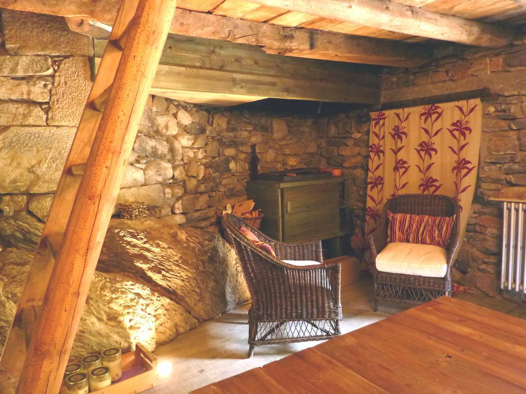 La Borda Del Zarrastiecho Villa Sallent de Gállego Szoba fotó